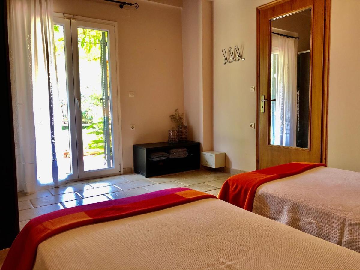 Gialos Villas 1-2 With A Private Pool 米克罗斯雅洛斯 外观 照片
