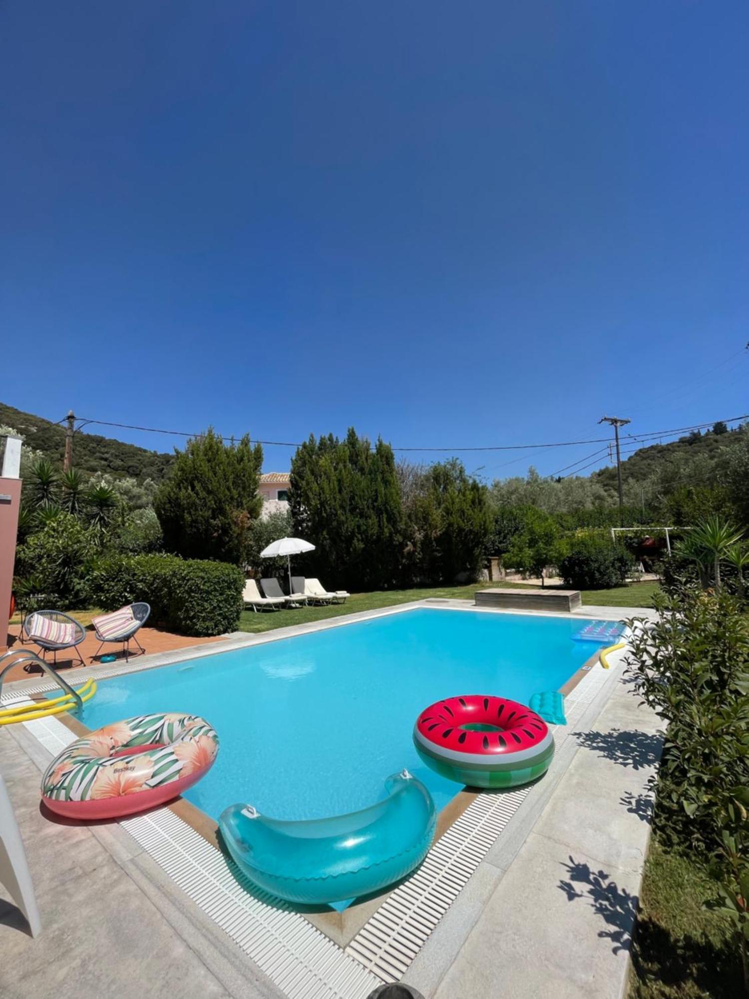 Gialos Villas 1-2 With A Private Pool 米克罗斯雅洛斯 外观 照片